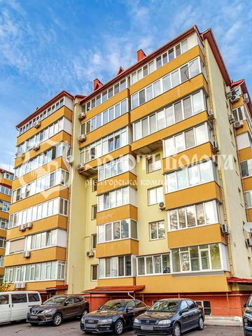 Машинобудівників вул., 19/21