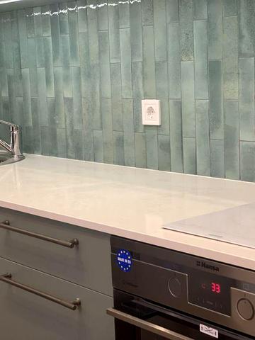 Арсенальня, пр. Виноградний, 6.  2 пов.