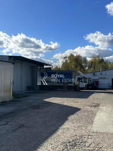 Соборна вул., 1