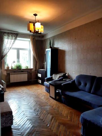 Без  комісії. Сталінка поруч з метро, Розглянемо програми