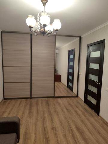 1 кімнатна квартира з ремонтом на Кулика