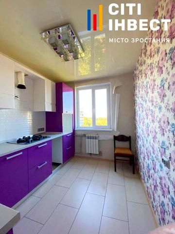 Наталії Ужвій вул., 80