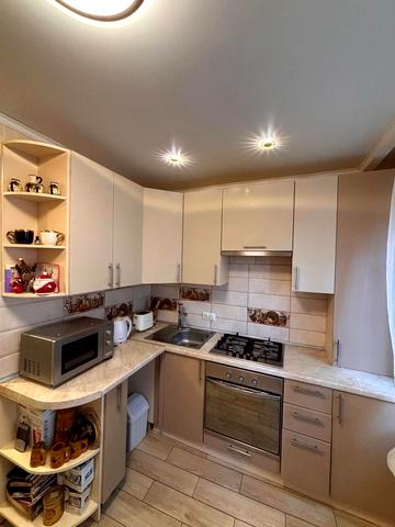 Києво-Мироцька вул., 104-А