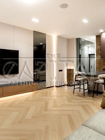 Василя Тютюнника вул. (Анрі Барбюса), 43