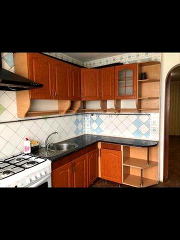 Продається 4-кімнатна квартира в місті Тетіїв Київ. обл.