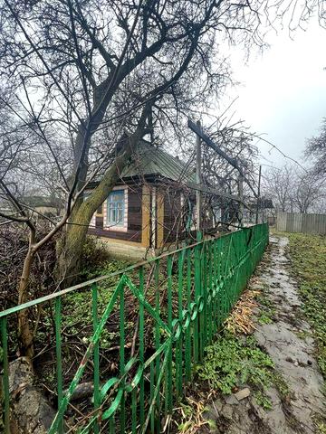 Продам будинок з надвірними спорудами в с. Сатанівка