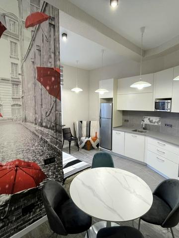 Світлицького вул., 24