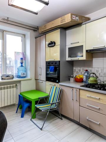 Івана Пулюя вул., 15а