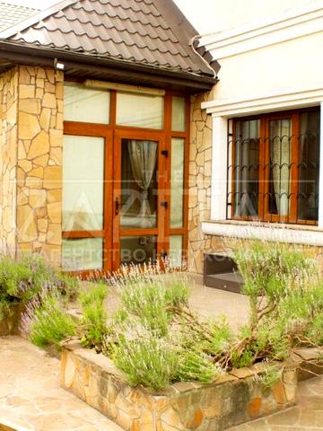 Левадна вул.