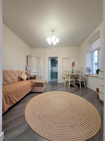 Петра Сагайдачного вул., 65