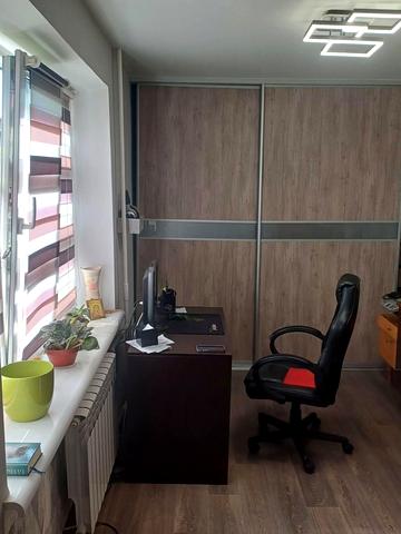 Леоніда Жаботинського вул. (Правди), 63