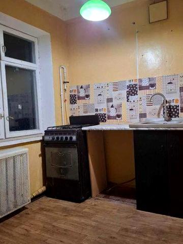 Лівобережна.  Вулиця  Флоренціі. м. Лівобережна