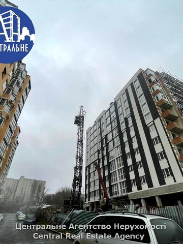 Чорновола вул., (Будинок 2)