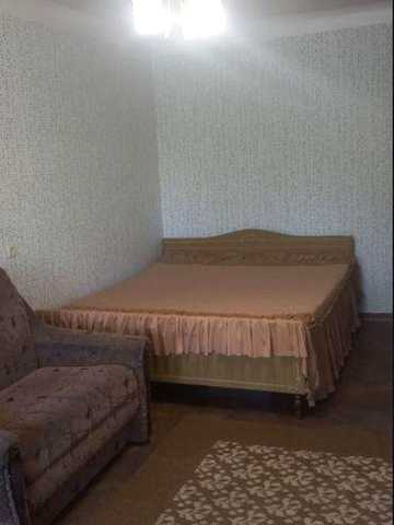 Продам 1к.кв. 4/5 на П.Поле кн. Довженко