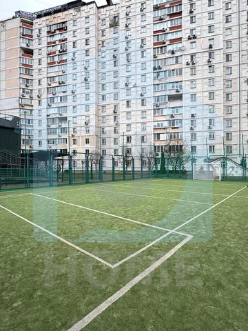 Івана Пулюя вул., 2