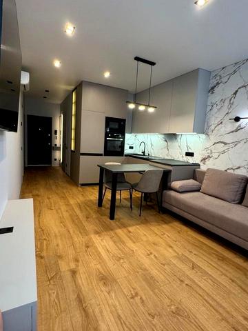 Івана Сльоти вул., 6