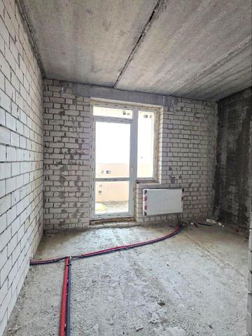 Льва Ландау просп. (50-річчя СРСР), 2Б