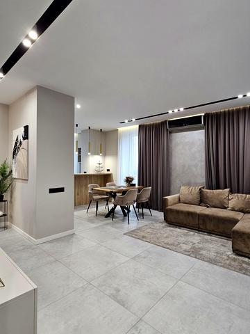 Сімферопольська вул., 2-П