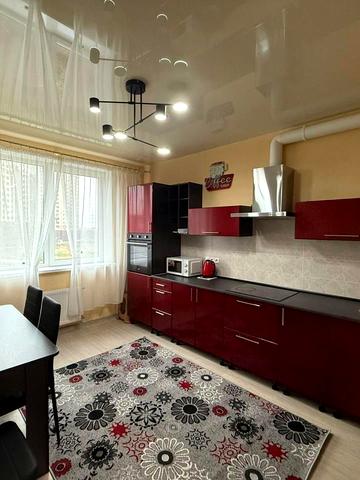 Перлинна вул., 1б