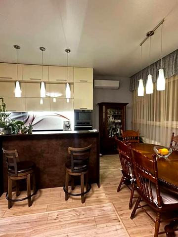 Пішонівська вул., 24/1