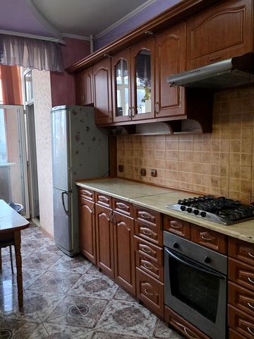 Кардинала Любомира Гузара вул., 15а