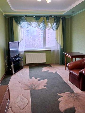 .Продаж гарної 3-х кімнатної квартири у р-ні ПЗР.