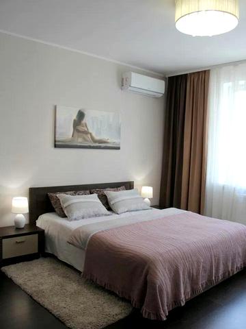 Митрополита Василя Липківського вул. (Урицького), 18