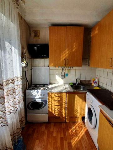 Теремки  метро, вул. Метро-логічна 14-А, парк Феофанія