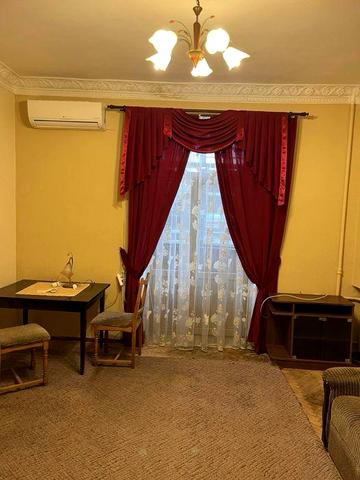 Продаж квартири вул. Басейна,17