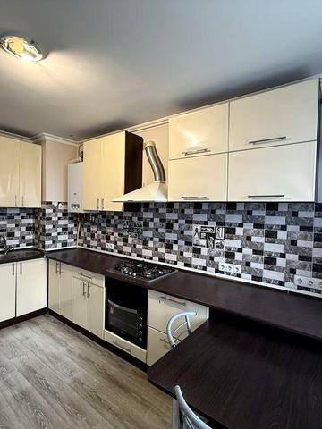 Оренда 1 кімнатна Новобудова вул Текстильників 8