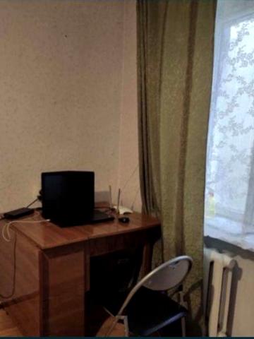 1-кімн. кв-ра 2-й поверх із 5-ти, Острів вул. Патона. Остров, Хазяїн