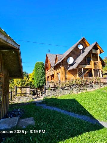 Продаж садиби  з номерами під здачу в Карпатах