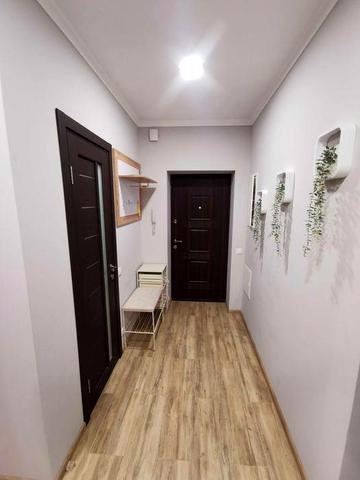3-к квартира з ремонтом, меблями та технікою, інд. газ. опалення, 2 с/