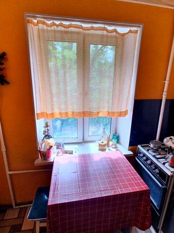 Метро Звіринецька, бульв Міхновського 8, поруч метро Либідська, Новус