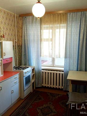 Валерія Лобановського просп. (Червонозоряний), 39-А