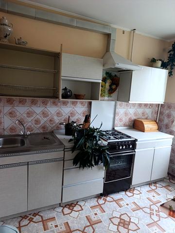 Сергія Корольова вул., 8