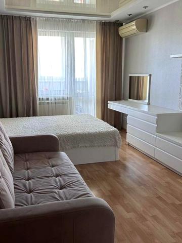 Георгія Гонгадзе просп. (Радянської України), 18-Д