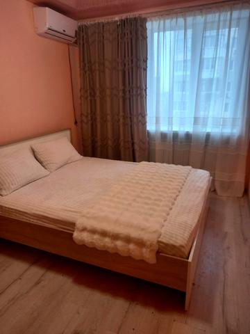 Миколаївська дорога вул., 301а