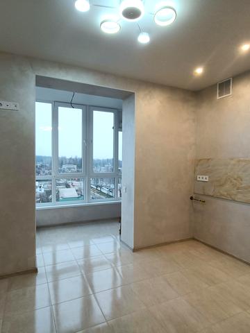 Лялі Ратушної вул., 35