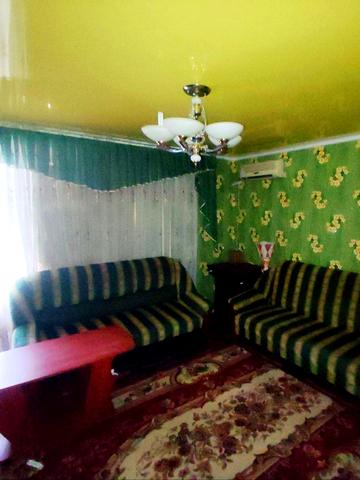 Дунайська вул., 45