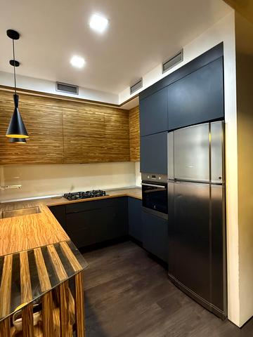 Верхня вул., 10