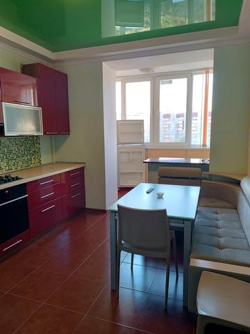 Академіка Сахарова вул., 20