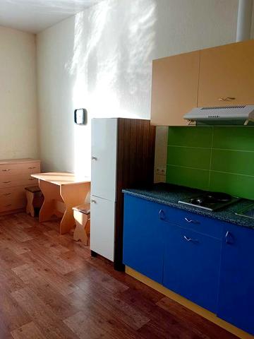 Здам гостинку в жк "Улюблений дворик" на тривалий термін