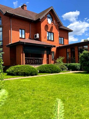 Грушевського, 7