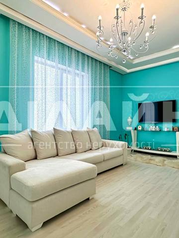 Володимира Грищенка вул., 26