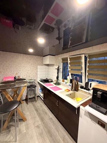 Центральна, 99