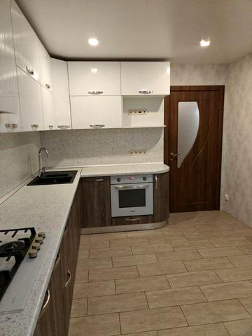 Продам Квартиру смт Черняхів Житомирська область.