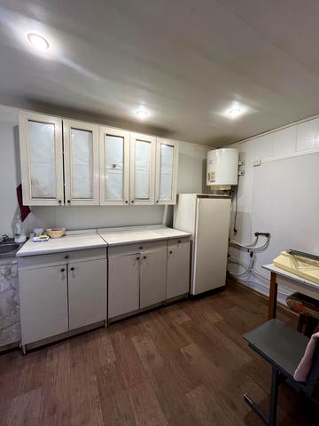 Пролісків, 16