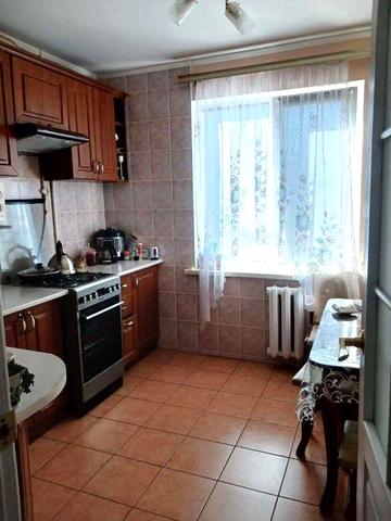 Продаж 1-кімн.квартири в Святошинському району за адресою Зодчих 30