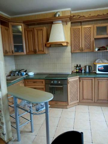 Анни Ахматової вул., 13-Д